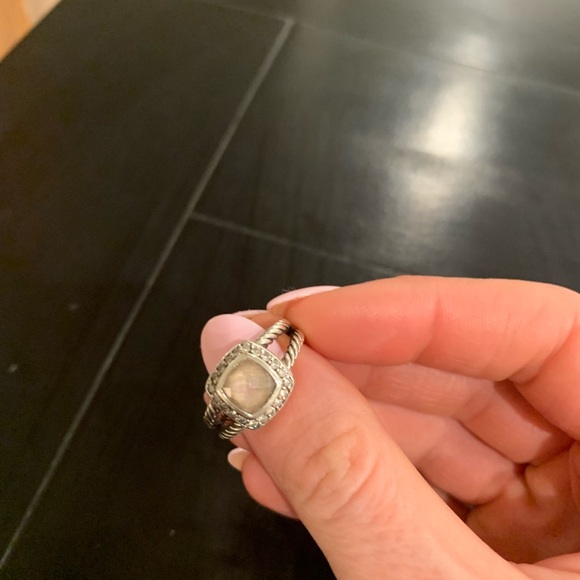 David Yurman Jewelry - David yurman petite Albion ring. Size 7.
